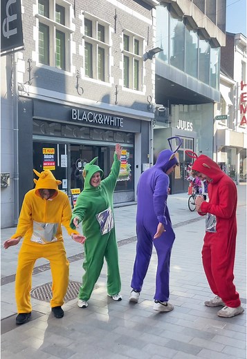 Teletubbies 💜💚👽💛❤️ #tik_tok #teletubbies #fyp #goviral #humor #videoviral #viral_video #edit #explore @Yarrick Raeymaekers @Matthias Smedts @tybebortolin1
