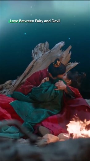 This kiss is too soft and powerful at the same time. 😍✨ #iqiyi #iqiyioriginal #lovebetweenfairyanddevil #estheryu #yushuxin #dylanwang #wanghedi #cdrama #costumedrama #mustwatch #爱奇艺 #陆剧 #苍兰诀 #虞书欣 #王鹤棣 | iQIYI US