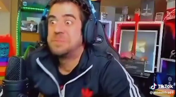 Auron's Funny Troll of Lolito in Karmaland