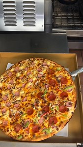 #fyp#pizza#half#tasty#tgfpizza#viral#trendy#song#reels | TGF Pizza