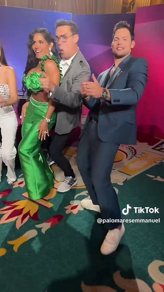 @Univision desde los Angeles en el #castingnuestrabellezalatina #2025 @NuestraBellezaLatina @Ana Patricia @Maripily @Karen Padin @Julianpicojr @Lagranarana @Alfonso Arambula @beautyglamsteph @Karla Guillen @Maria Lopez Alvarez