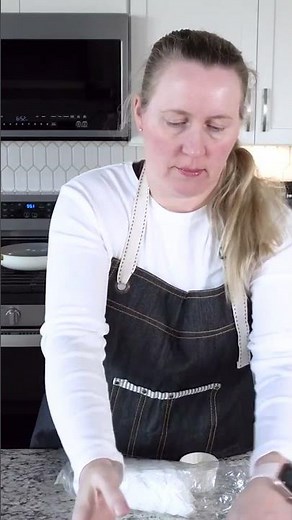 Tulip Cupcake Liners Baking Cups Review
