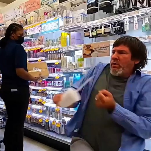 561K views · 13K reactions | Farting Kung Fu 藍 #explore | Super Stupid Poop | Facebook