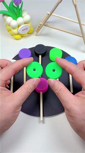 Simple DIY | Make Your Own Ferris Wheel Using Bottle Caps!