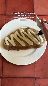 Spreadable garlic for DIY garlic bread 🧄✨ #cooking #homecook #bread #baking #kickstarter #shorts