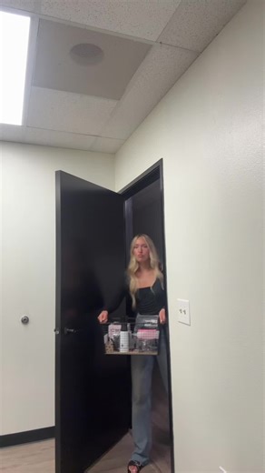 First Look Inside My New Hair Salon Suite