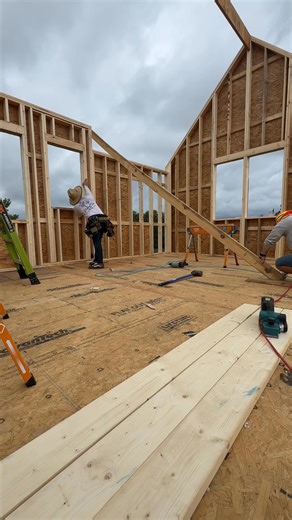 112K views · 819 reactions | Framing a second floor exterior wall | Artpentry | Facebook