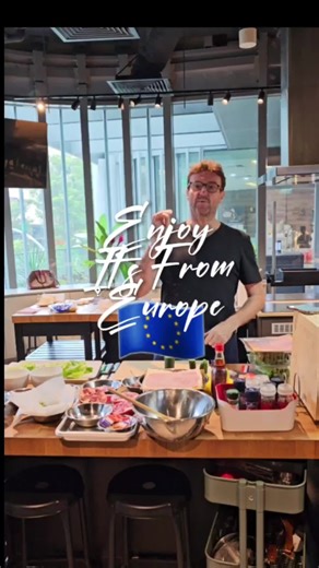 I recently participated in a delightful European Delicatessen Cooking Workshop led by French Chef Felicien Cueff @feliciengourmand @lepetitparissg. During the session, Chef Cueff generously shared three simple yet delectable recipes: Ham Cucumber Pomegranate Salad, Potato and Chorizo Cassolette, and Lentils with Hazelnut Sausage – all perfect for recreating at home. The European Delicatessen Experience @europeandelicatessenexperience, a comprehensive 3-year program designed for participants from