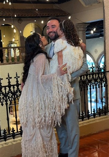 Los amo para siempre 🫶 #lizethbanda #marcoantonioflores #familia #babyshower #esposa