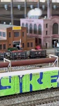 N scale CSX local with SD70AC and AC4400CW… #nscale #esu