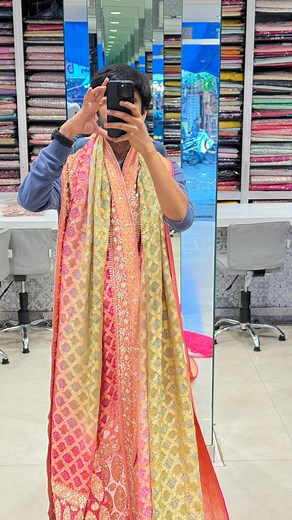 Bandhej Hand Embroidery. We love making these with full embroidery pallu and border. It's a four shade bandhej saree which makes it very unique. Fall in love with the beautiful drape of the classic hand made bandhej saree. #Saree #Sarees #BandhejSaree #SareesUSA #SareeUSA #SareesCanada #RedSaree #BridalSaree #BridalSarees #TGWAS #TheGuyWithASaree | Mahavir Sarees