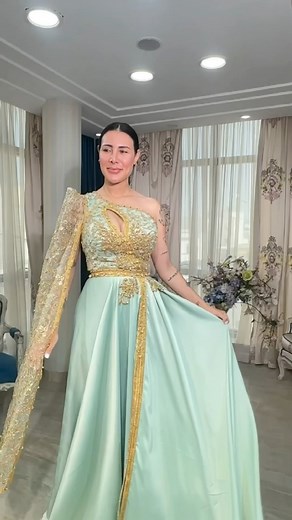 50K views · 76 reactions | #newcollection #newdress #traditional #tunis #tunisianstyle #celebrity #green #caftan #makeupartist #glowy # Forfait à 650dt caftan new collection &make up soiré by équipe disponible à Carthage Salambo :98709000 | violette | Facebook