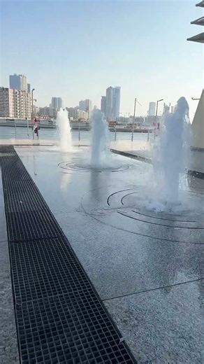 Gentle Water Splashing ASMR