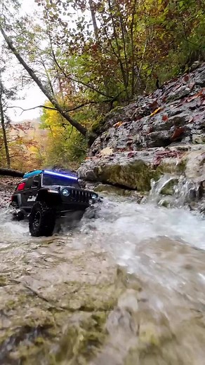 Remote-Controlled Jeep Wrangler Off-Road Adventure