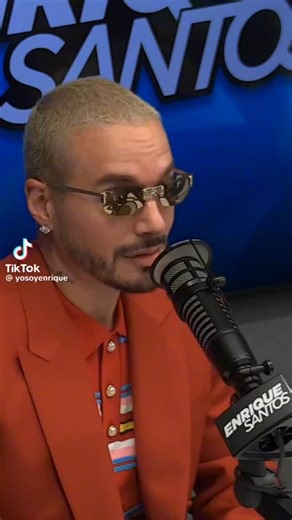 Alien Ramirez on Instagram: "Escuchen que tiene que decir el caballero de la Salsa Puertorriqueño Gilberto Santa Rosa para quien he bailado en concierto en el Pasado en el club Mayan de los Angeles California sobre el origen de la Salsa #salsadancing #salsamusic #salsaon2 #salsaon1 #gilbertosantarosa"