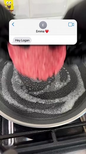 @RIZZ APP Hey Logan 😧 Link in bio #textingstory #storytime #textstory