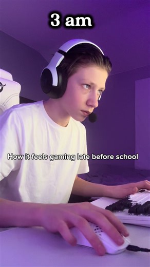 Late-Night Gaming Before School: The Real Experience