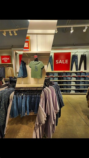 American Eagle at the Lake Buena Vista Factory Stores #deals #orlando