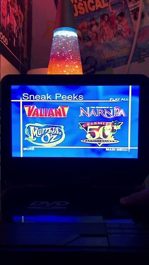 Sneak Peeks Menu from The Muppet Show: Season One 2005 DVD (Disc 1)