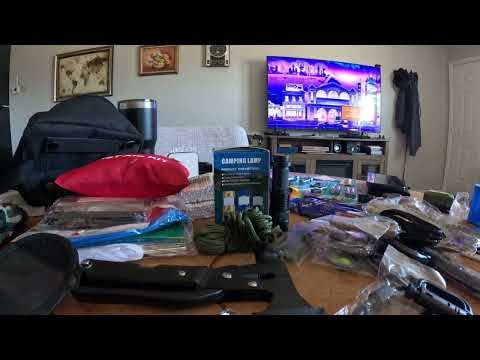 what is in the bugout bag from Wal Mart