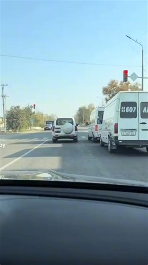 301K views · 591 reactions | ISTAP THE CAR! ISTAP THE CAR RIGHT NOW.  #JajaBakes | JajaBakes | Facebook