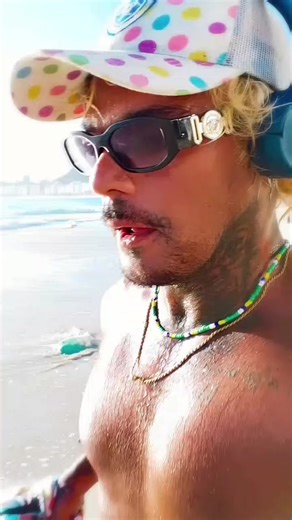 Bom dia, bom dia ... Pé na área e #Pá estamos nós' #cardio #trainingmotivation #beach #copa