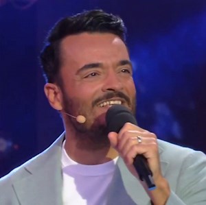 Basta! Basta! 🔥 Mega Auftritt von Giovanni Zarrella bei der Gartenparty der Stars! ☀️ 👉 Jetzt das Album PER SEMPRE vorbestellen: https://www.shop24direct.de/produkt/sku/2505039?by=OxS24dDachSfaFbS24dAktionPerSempreAlbum | Schlager für alle