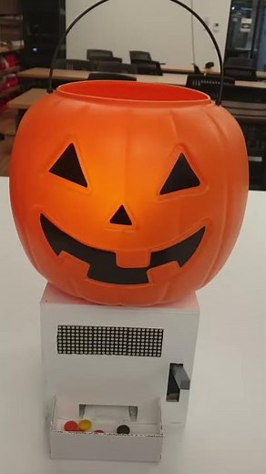 Arduino Slot Machine for Halloween