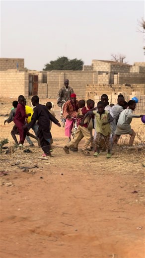 Hilarious Runner Babah Comedy Skits