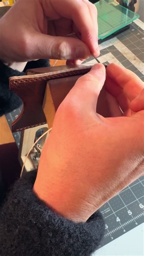 If you are interested in learning leathercraft, the saddle stitch will quickly become one of your most used skills. Getting comfortable with the motion and even tensions on your stitches results in a consistent, clean look #leather #leathercraft #beginner #lessons #creatorsearchinsights
