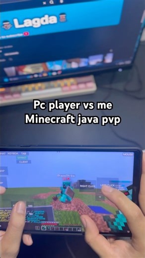 Pc player vs tablet player mojolauncher minecraft java handcam #mojolauncher #pvp #duel