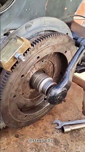 How to Safely Remove Flywheel Nut Using Locking Tool