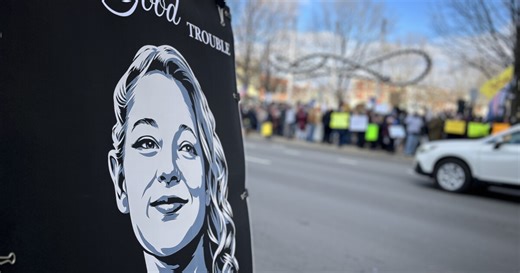 Anti-ICE protest draws hundreds outside Fayette County courthouse