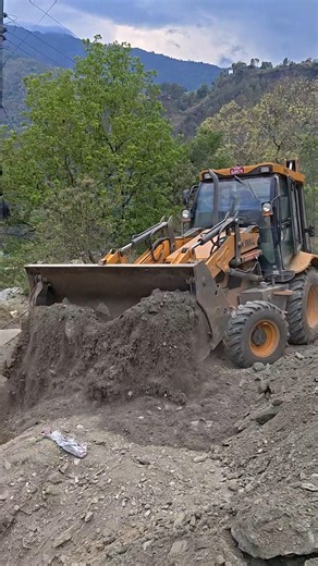 Clearing the Way! 🚜💨 Heavy Machinery in Action | #Construction Life