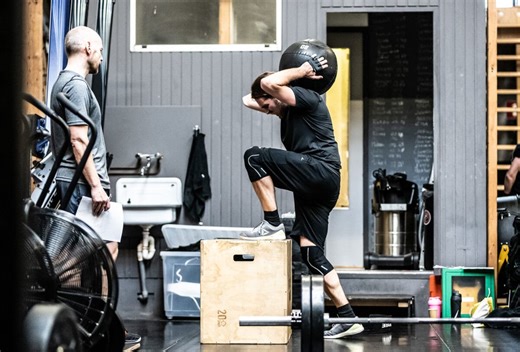 Lunges vs Step-Ups: Which Exercise is Better for Leg Muscle Growth? | BOXROX