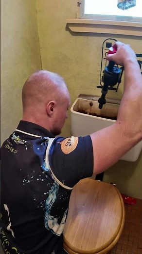 How To Repair A Leaking Toilet