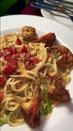 🍽️🌴 5 Must-Try Restaurants in Montego Bay 🌟