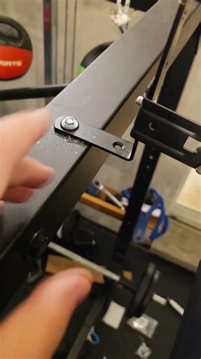 La mia soluzione per riscaldare una palestra all'esterno con una lampada a incandescenza