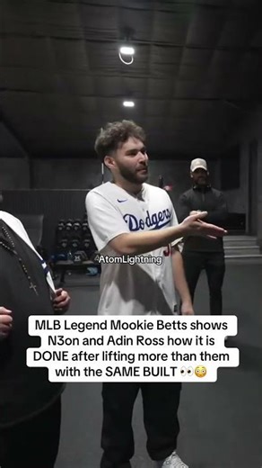 Mookie Betts shows N3on and Adin Ross how it is DONE after lifting more #n3on #mookiebetts #mlb