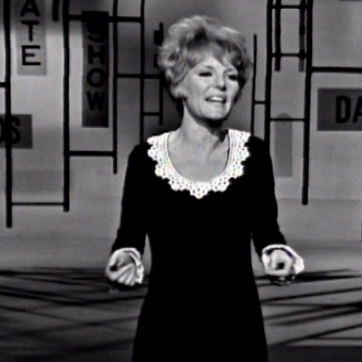 3K views · 346 reactions | Everything's great when you're watching Petula Clark perform "Downtown"! The British Invasion star made her first appearance on The Ed Sullivan Show in 1965 to perform this song. Join us tonight at 5pm PT / 8pm ET on YouTube to see her perform it once again! https://EdSullivan.lnk.to/DowntownFP | The Ed Sullivan Show | Facebook
