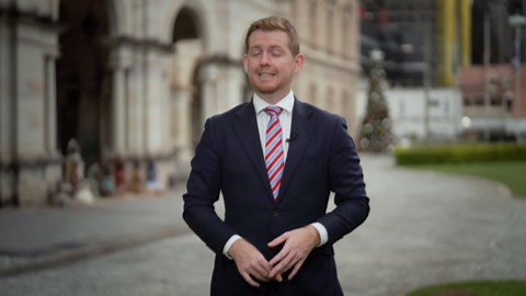 The Queensland government has announced thousands more public hospital beds will be rolled out by 2032