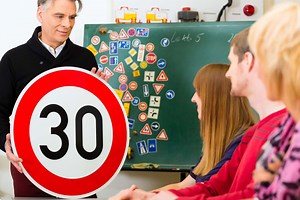 Wie lange sind Theorie- und Fahrstunden gültig?