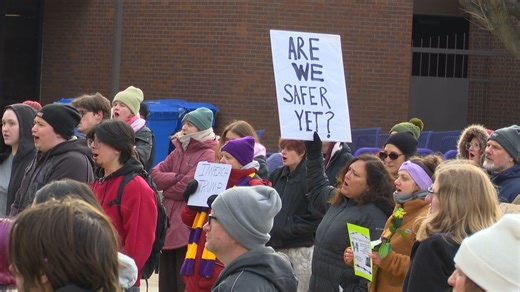 MSU Mankato students protest local ICE activity