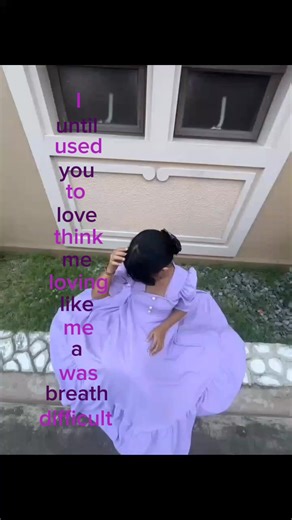 :>