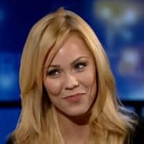 A Surprise for Laura Vandervoort