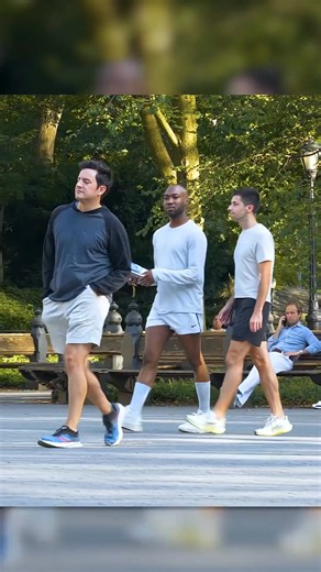 39 reactions | Fart prank . . . . #fyp #fartprank #jangkauanluas | Nonton Kuy | Facebook