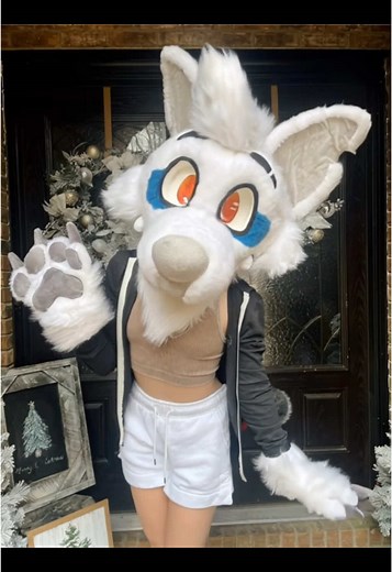 Creative Fursuit Ideas Featuring a Dino Mask