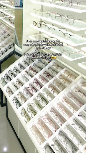 Choosing the Perfect Eyewear: Eyeglasses and Sunglasses Guide