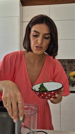 🧑‍🍳 DELIMANO EXPERT 🧡 🧉 NutriLife Set 5 pjesë Delimano 🧉 🛒 Zbritje deri në 40% 15% extra | Gati për një revolucion në kuzhinën tuaj❓ NutriLife Set përmban: 💥 Motor 700W tehë inovativ 6-tehësh 💥 Smoothie, lëngje, salca & më shumë 💥 Gotë e madhe 900ml 2 gota shtesë (300-500ml) 💥 Teh për bluarje (2-tehe) Teh për përzierje (6-tehe) 💥 Kapak për pirje – merr smoothie-n me vete. 📲 Thirr falas në: 0800 100 80 💬 Na kontaktoni në mesazh privat 🏪 Vizito TopShop & Dormeo Home | TopShop Kosova