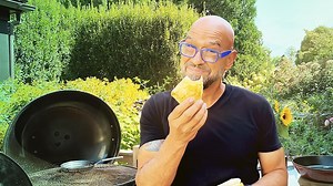 Symon's Dinners Cooking Out Season 2 Episode 6